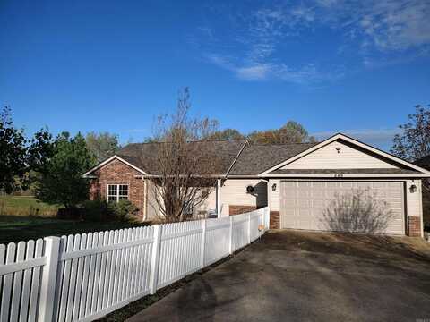 649 County Charm RD, Mountain View, AR 72560