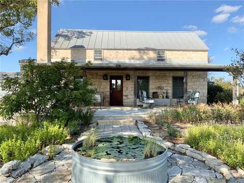 118 Danos, Fredericksburg, TX 78624