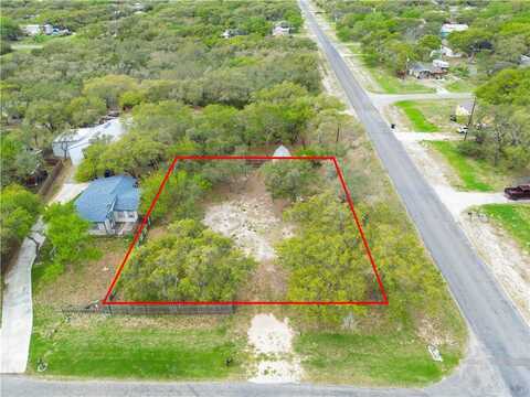 1131 N Gagon Street, Rockport, TX 78382