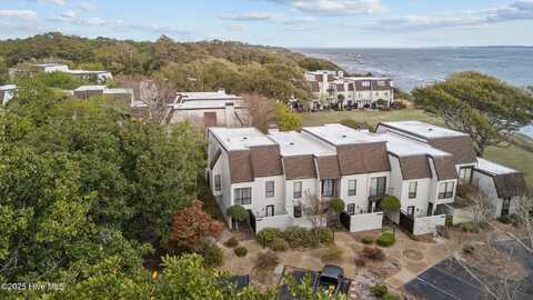 125 Hatteras Court, Morehead City, NC 28557