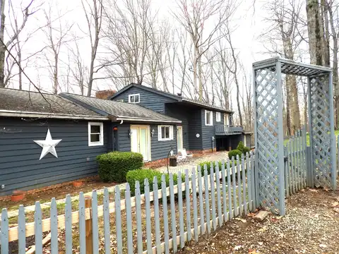 6723 Zwickle Road, Logan, OH 43138