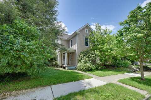 109 W Pacemont Road, Columbus, OH 43202