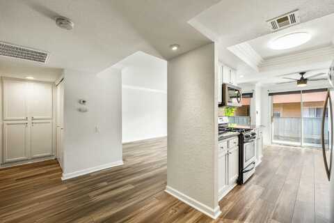 400 N Sunrise Way, Palm Springs, CA 92262