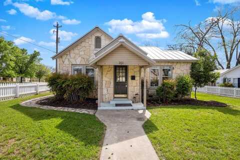 311 Centre St, Fredericksburg, TX 78624