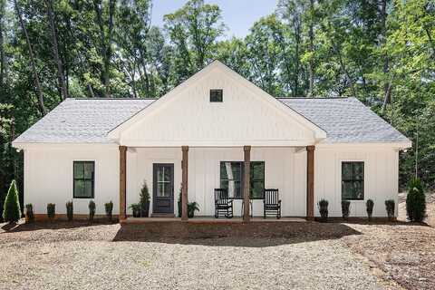 676 Chapel Hill Drive, Troy, NC 27371