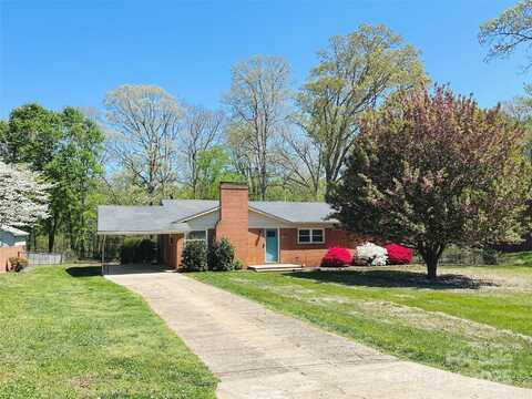 1160 NW 11th Street Circle, Hickory, NC 28601