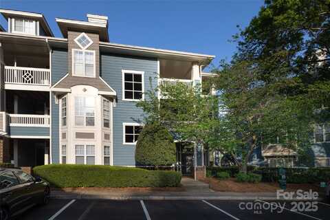 501 Olmsted Park Place, Charlotte, NC 28203
