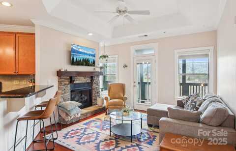9 Kenilworth Knoll, Asheville, NC 28805