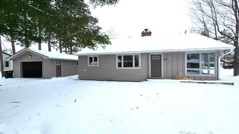 112 N SILVER LAKE ROAD, Eagle River, WI 54521