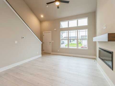 209 S Valley View Drive, Norwalk, IA 50211