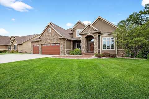 7401 NW 107th Street, Johnston, IA 50131