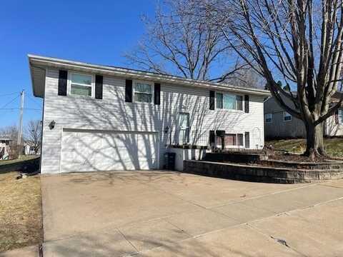 1862 Hansel, Dubuque, IA 52002
