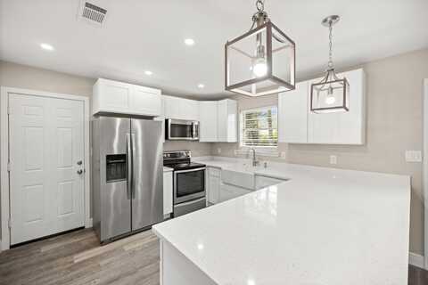 19 Magnolia Avenue, Shalimar, FL 32579
