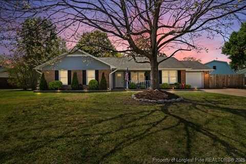 322 Woodberry Circle, Raeford, NC 28376