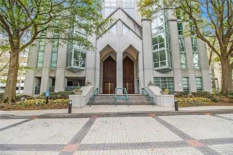 2870 Pharr Courth South NW, Atlanta, GA 30305