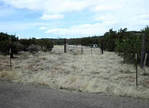 189 Indian Hills Road, Moriarty, NM 87035