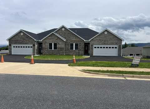 79 MERIWETHER CIR, STUARTS DRAFT, VA 24477