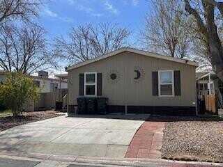 3524 E Avenue R, Palmdale, CA 93550