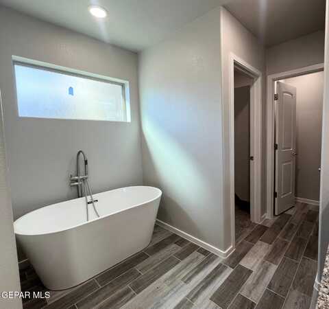 469 Davis Greenwood, Vinton, TX 79821