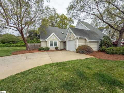 90 Forest Lake Drive, Simpsonville, SC 29681