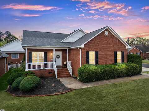 110 Hidden Ridge Drive, Spartanburg, SC 29301