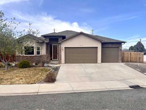 513 Swan Lane, Grand Junction, CO 81507