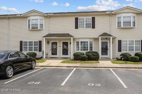 3809 E Vancroft Circle, Winterville, NC 28590