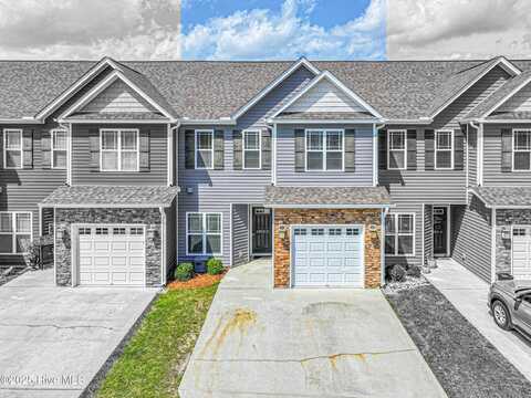 1804 Fox Den Way, Greenville, NC 27858