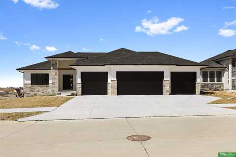 5602 N 212th Street, Elkhorn, NE 68022