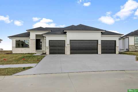 5721 N 195th Street, Elkhorn, NE 68022