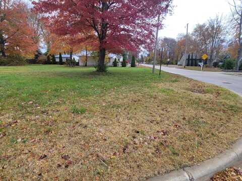 418 Lakeshore Boulevard, Norton Shores, MI 49444