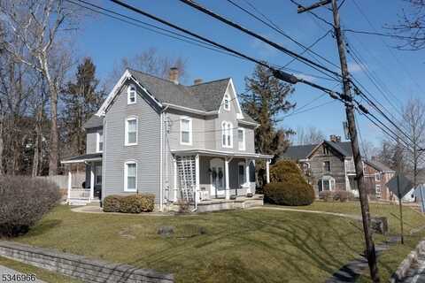 15 Brighton Ave, Andover Boro, NJ 07821