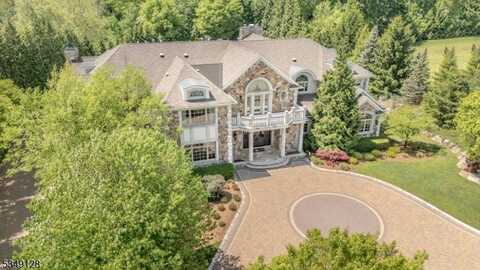 11 RICKLAND DRIVE, North Caldwell, NJ 07006