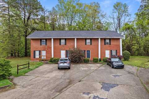 1222 Beverly Hills Rd., Hattiesburg, MS 39401