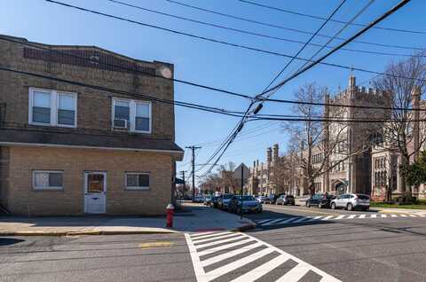 682 AVENUE A, Bayonne, NJ 07002
