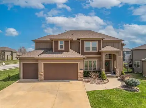 1237 Hillmann Lane, Warrensburg, MO 64093