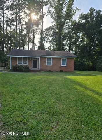 100 Knight Place, Jacksonville, NC 28546