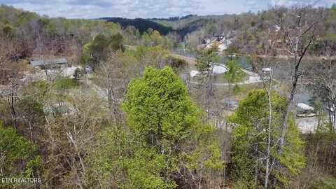 206 Waterside Lane, La Follette, TN 37766