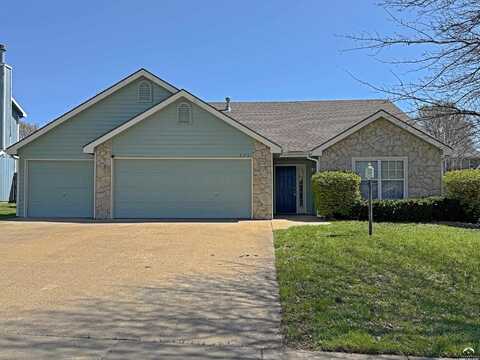 628 Bently Drive, Lawrence, KS 66049
