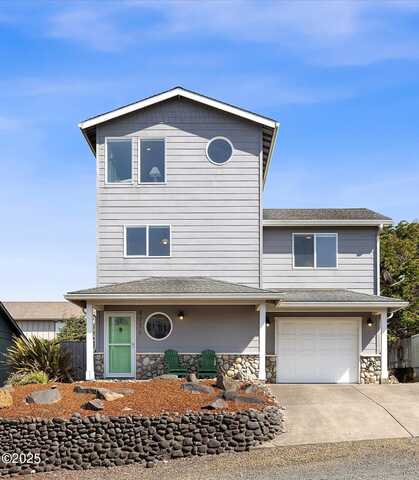 5776 NW Keel Avenue, Lincoln City, OR 97367