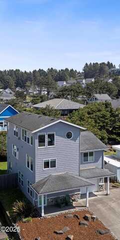 5776 NW Keel, Lincoln City, OR 97367