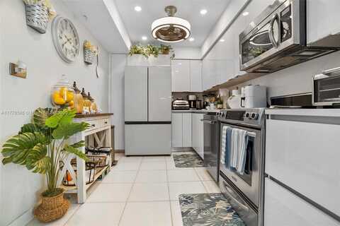 20355 NE 34th Ct, Aventura, FL 33180