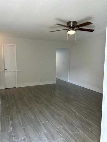 17 NE 2nd Ave, Dania Beach, FL 33004