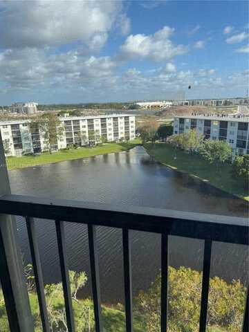 2217 Cypress Island Dr, Pompano Beach, FL 33069