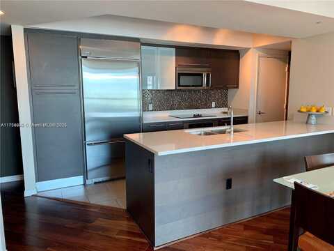 55 SE 6th St, Miami, FL 33131