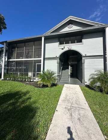 451 NE 207th Ln, Miami, FL 33179