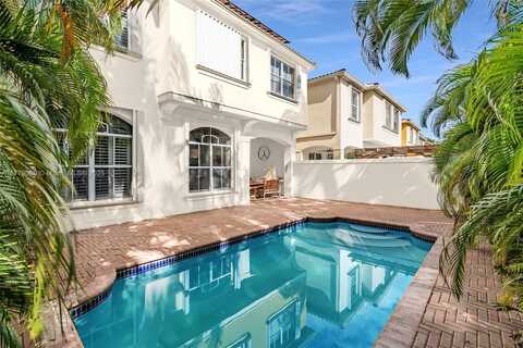 3232 NE 212th Ter, Aventura, FL 33180