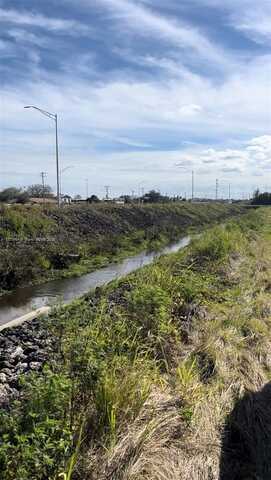 S Kings Hwy, Fort Pierce, FL 34945