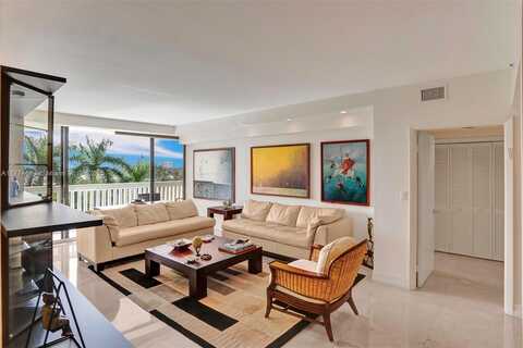 2000 Island Blvd, Aventura, FL 33160