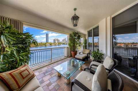 19925 NE 39th Pl, Aventura, FL 33180